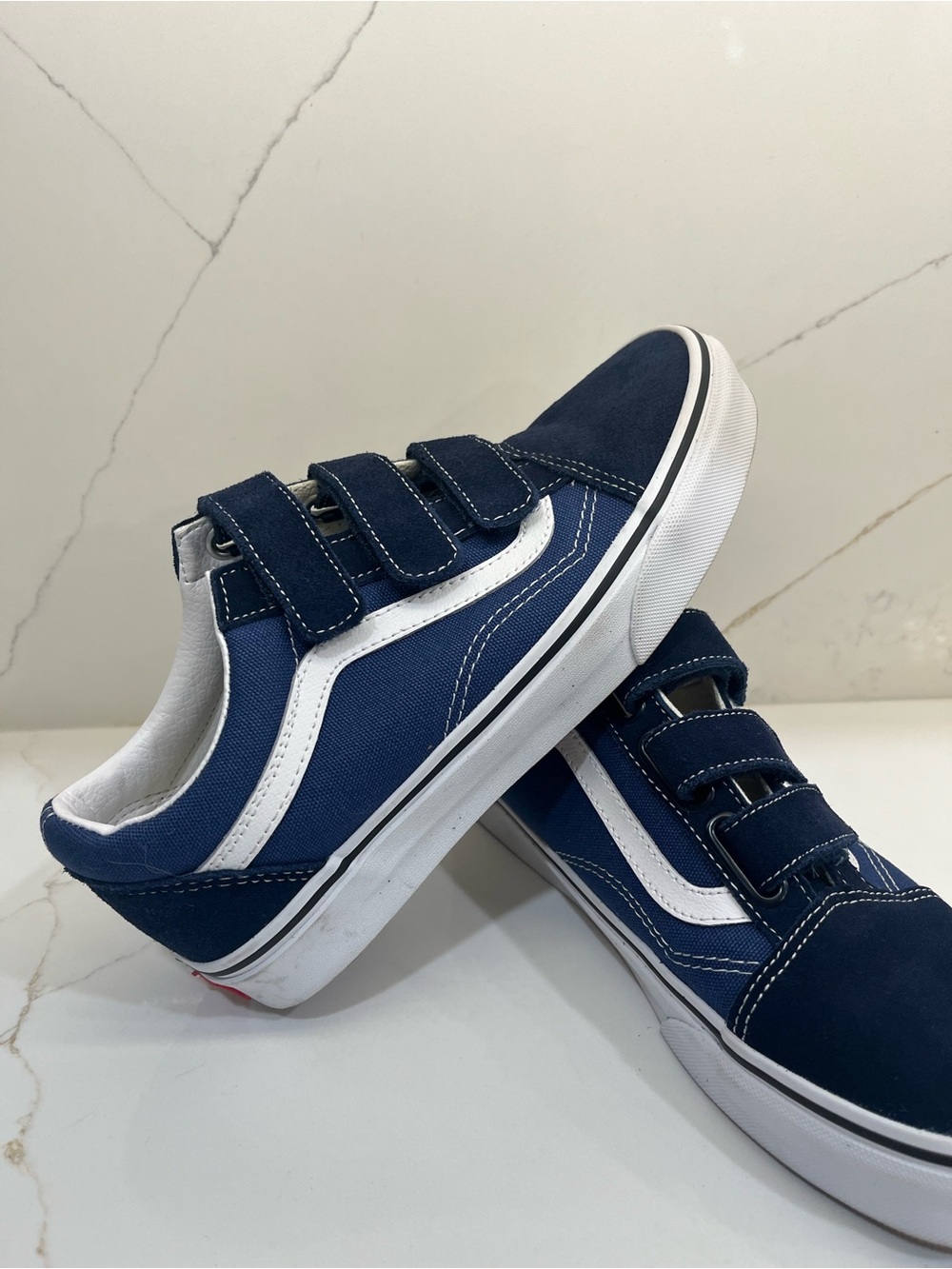 NWT Vans Old Skool V Navy Blue Velcro Sneakers Men’s 7 Women’s 8.5 EU 39